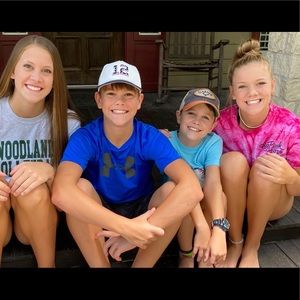 Meet your Posher, Ashley